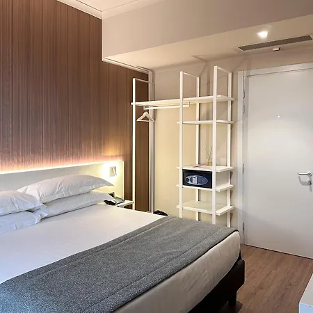 Garner Hotel Rome Aurelia By Ihg Exterior photo