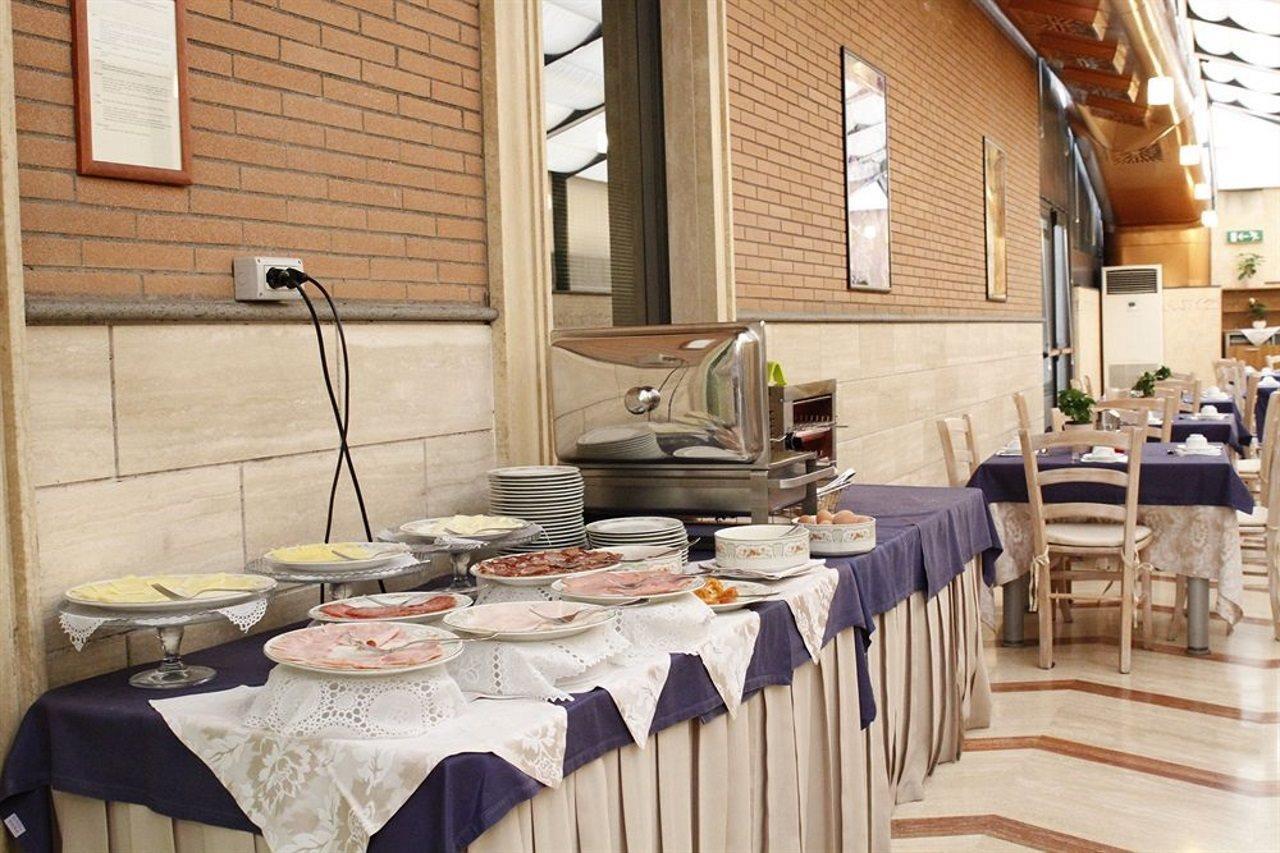 Hotel Garner Aurelia By Ihg 4*